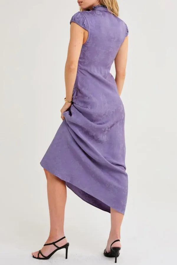 Vestido largo de manga corta con cuello de lazo de terciopelo con volantes y estampado floral